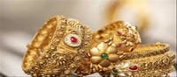 మగువలకు గుడ్ న్యూస్..దిగొస్తున్న బంగారం, స్థిరంగా వెండి..